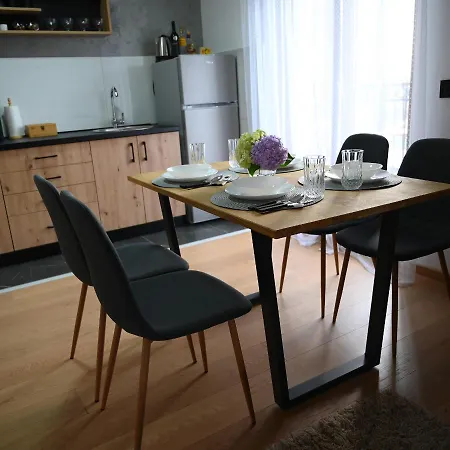 Na Brdu 즐라티보